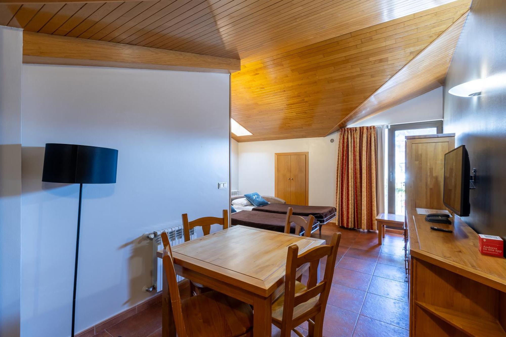 Apartaments Sant Moritz Arinsal Eksteriør billede