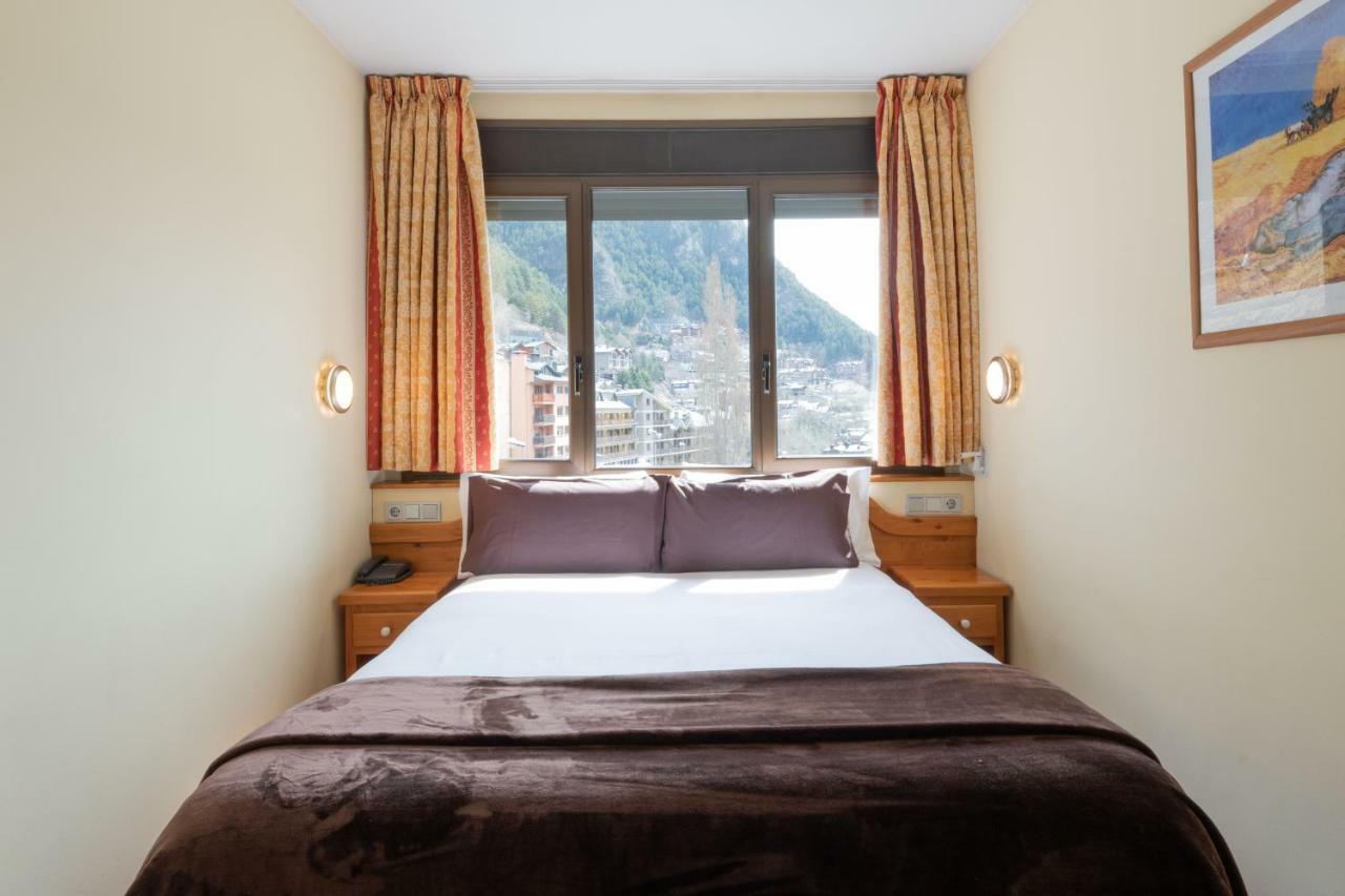 Apartaments Sant Moritz Arinsal Eksteriør billede